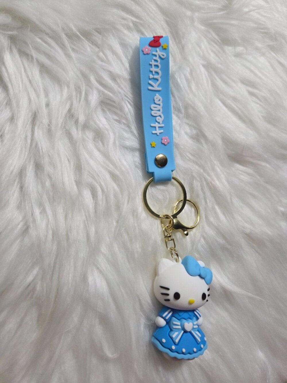 Hello Kitty Keychain - Picture 4 of 6